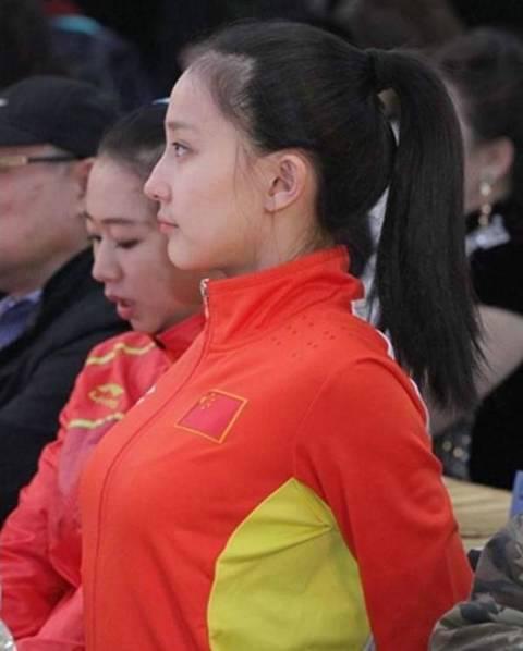 孫妍最新高清圖片，學(xué)習(xí)、變化與自信的美麗交響曲展現(xiàn)迷人魅力