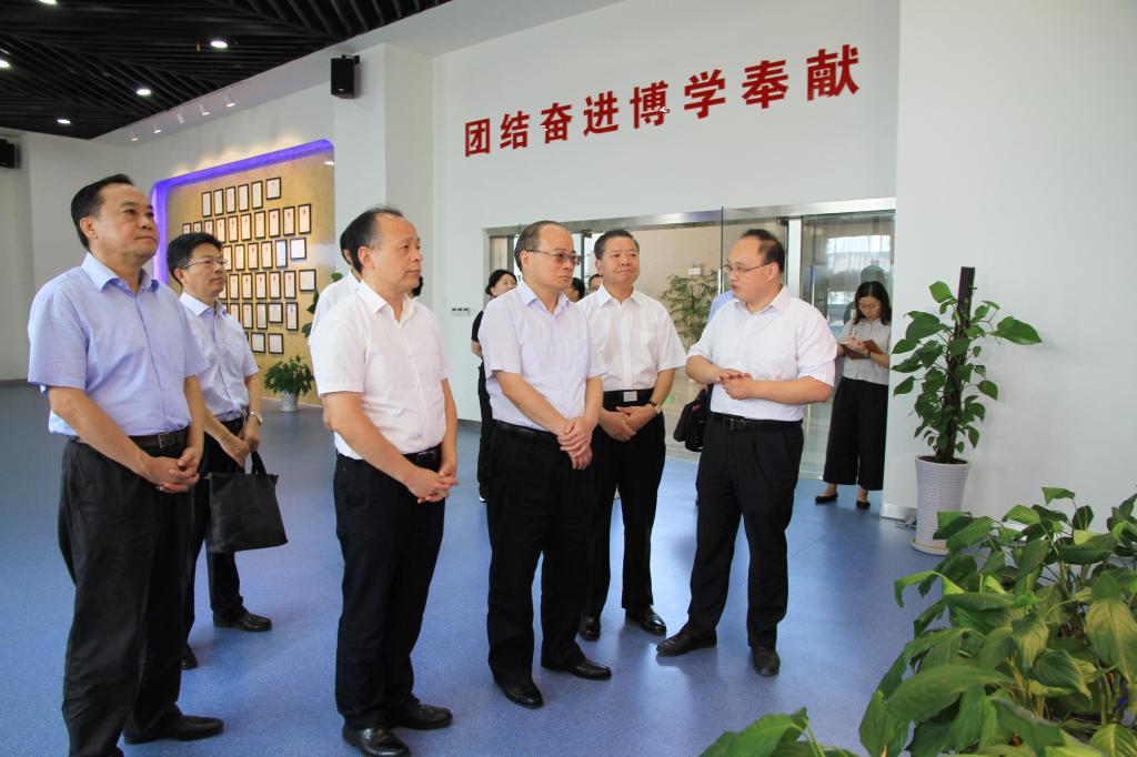 安理家園最新動態(tài)，學(xué)習(xí)之光照亮未來，自信與成就感的培育地